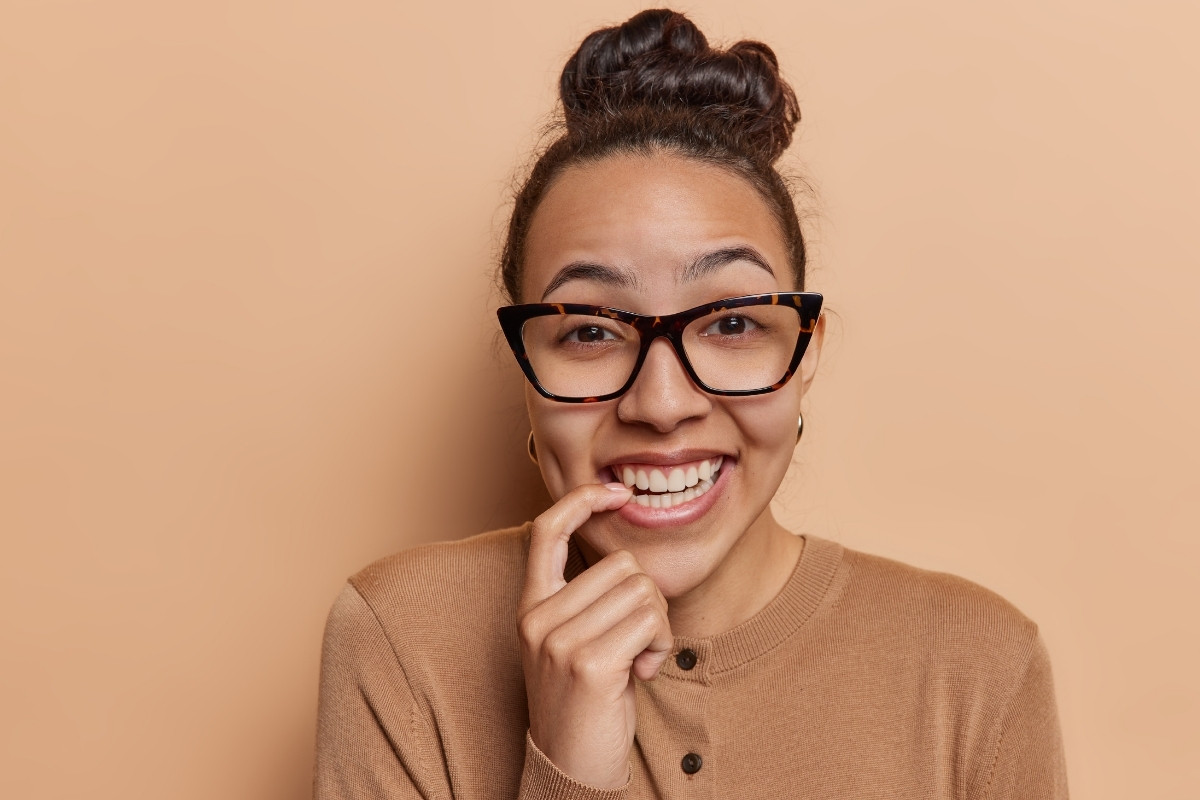 Clear Braces vs. Invisalign